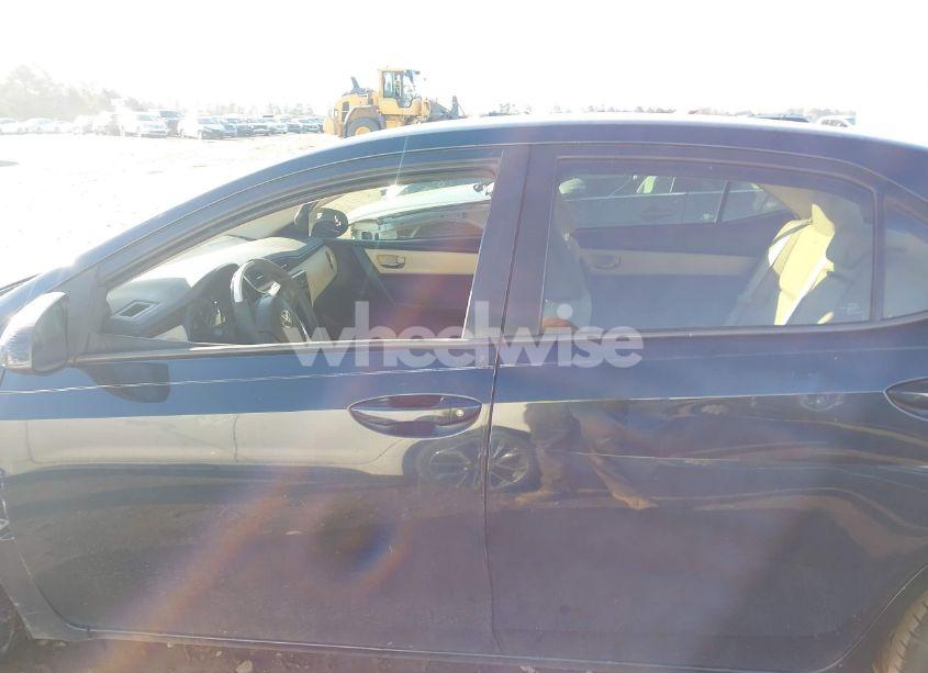 Photo 15 of 2017 Toyota Corolla LE (VIN 5YFBURHE6HP731406)