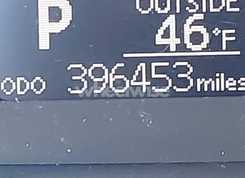 Photo 16 of 2017 Toyota Corolla LE (VIN 5YFBURHE6HP731406)