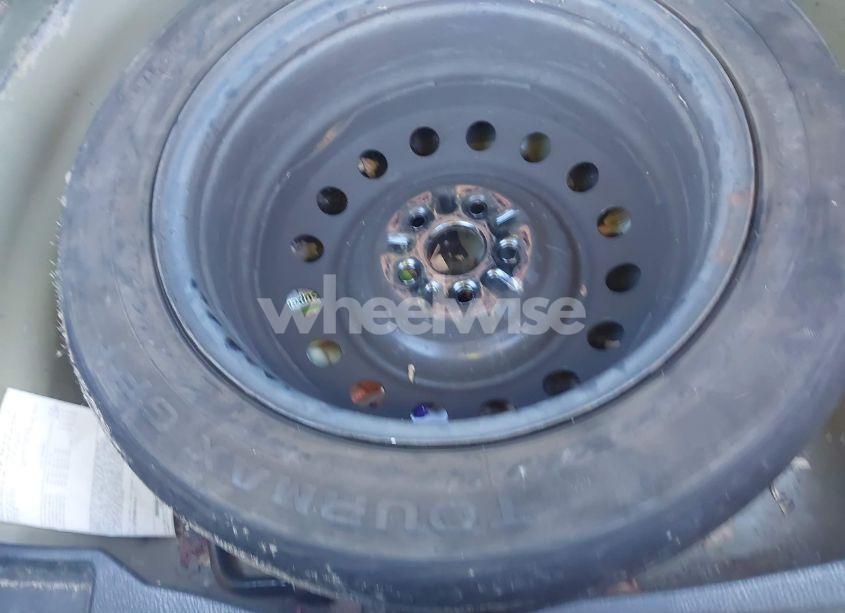 Photo 18 of 2017 Toyota Corolla LE (VIN 5YFBURHE6HP731406)