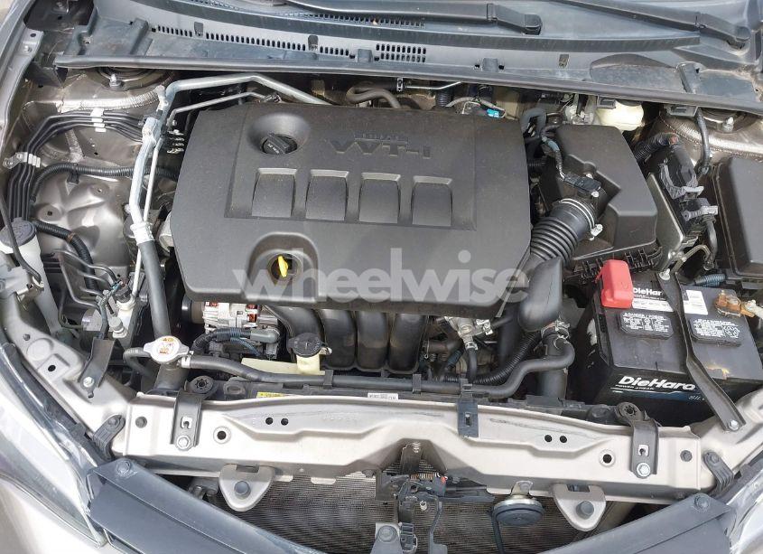 Photo 10 of 2017 Toyota Corolla LE (VIN 5YFBURHE6HP734029)