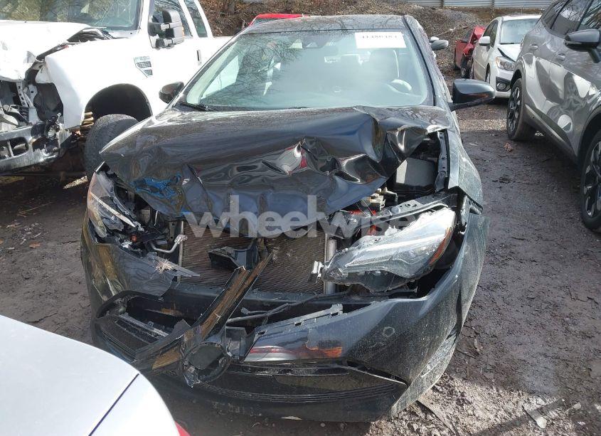 Photo 12 of 2017 Toyota Corolla LE (VIN 5YFBURHE6HP735844)