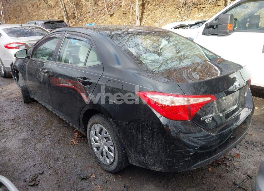 Photo 14 of 2017 Toyota Corolla LE (VIN 5YFBURHE6HP735844)