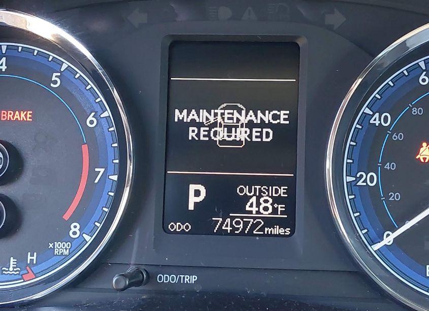 Photo 16 of 2018 Toyota Corolla LE (VIN 5YFBURHE6JP740340)