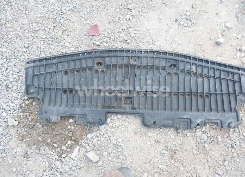 Photo 18 of 2018 Toyota Corolla LE (VIN 5YFBURHE6JP777209)