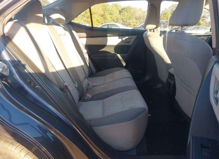 Photo 8 of 2018 Toyota Corolla LE (VIN 5YFBURHE6JP780952)