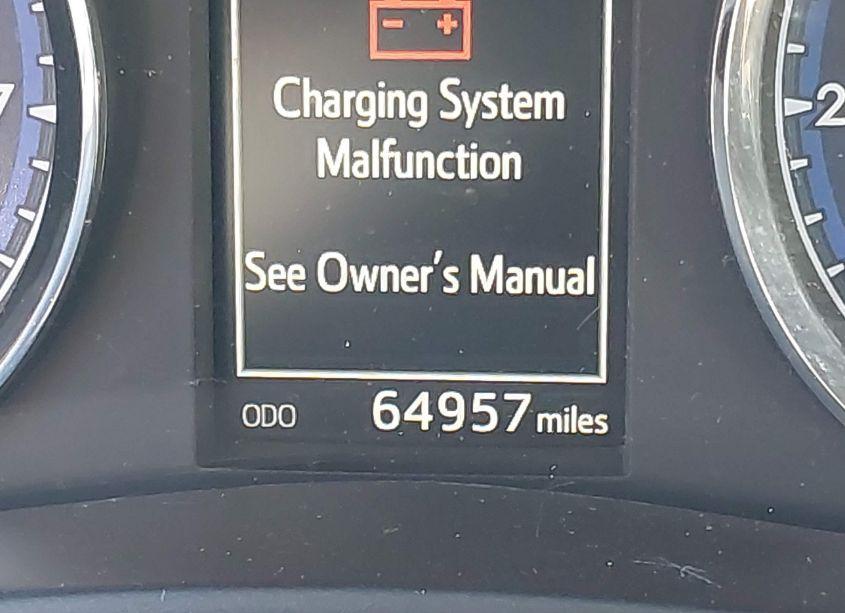 Photo 16 of 2018 Toyota Corolla SE (VIN 5YFBURHE6JP784192)