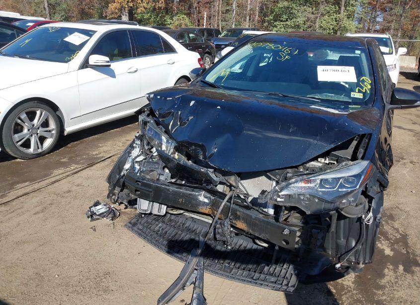 Photo 6 of 2018 Toyota Corolla SE (VIN 5YFBURHE6JP784192)