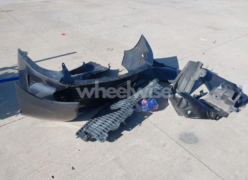 Photo 12 of 2018 Toyota Corolla LE (VIN 5YFBURHE6JP809575)