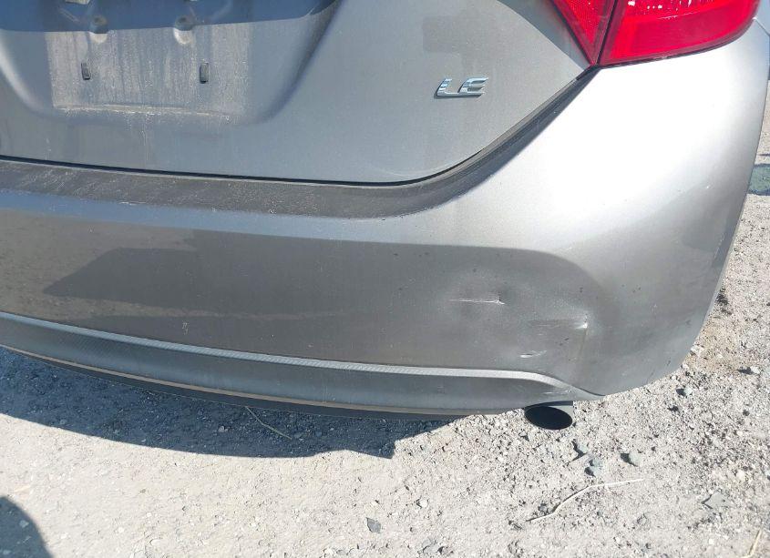 Photo 21 of 2018 Toyota Corolla LE (VIN 5YFBURHE6JP829356)