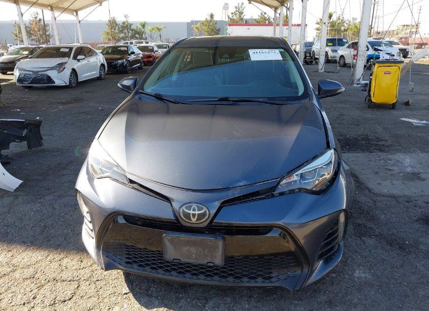 Photo 12 of 2018 Toyota Corolla L/LE/XLE/SE/XSE (VIN 5YFBURHE6JP836906)
