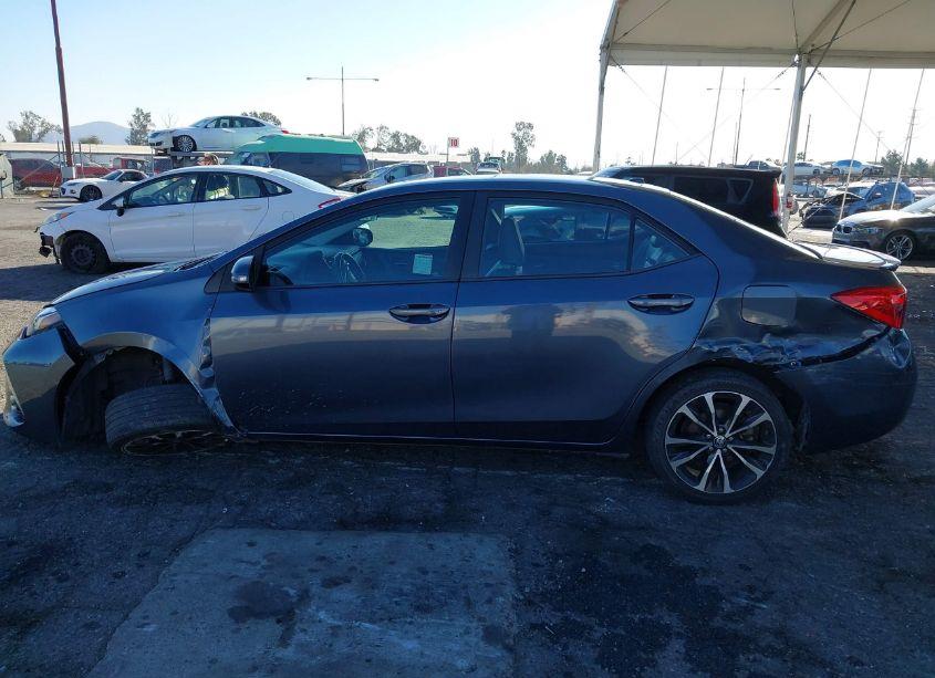 Photo 14 of 2018 Toyota Corolla L/LE/XLE/SE/XSE (VIN 5YFBURHE6JP836906)