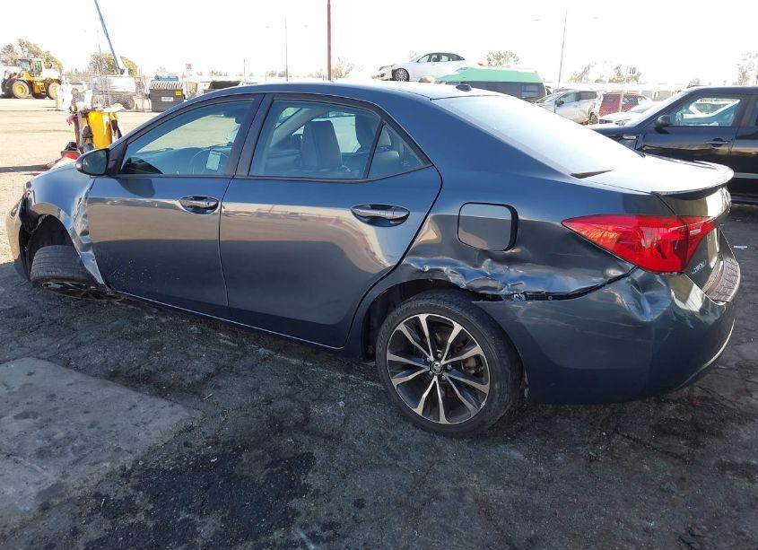 Photo 3 of 2018 Toyota Corolla L/LE/XLE/SE/XSE (VIN 5YFBURHE6JP836906)