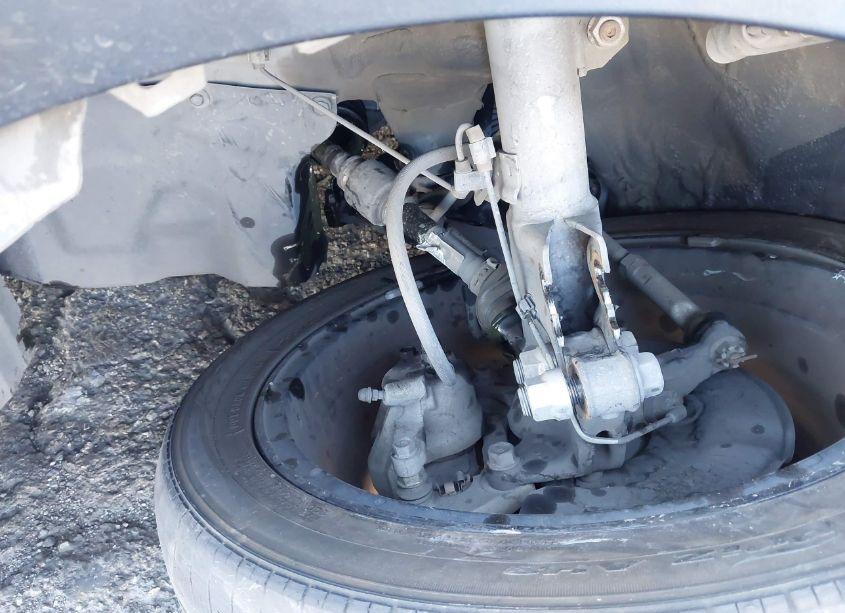 Photo 6 of 2018 Toyota Corolla L/LE/XLE/SE/XSE (VIN 5YFBURHE6JP836906)