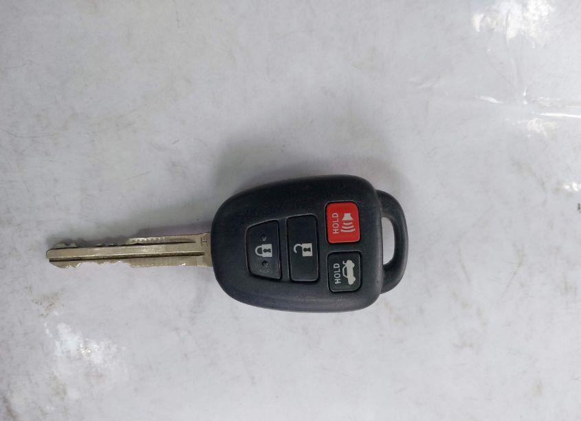 Photo 11 of 2018 Toyota Corolla LE (VIN 5YFBURHE6JP848201)