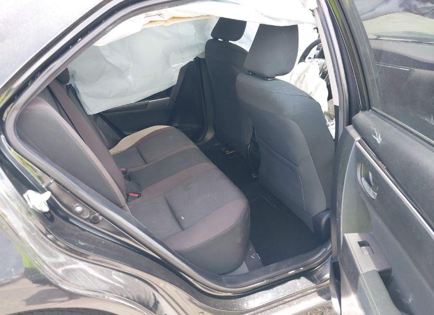 Photo 8 of 2018 Toyota Corolla LE (VIN 5YFBURHE6JP848201)