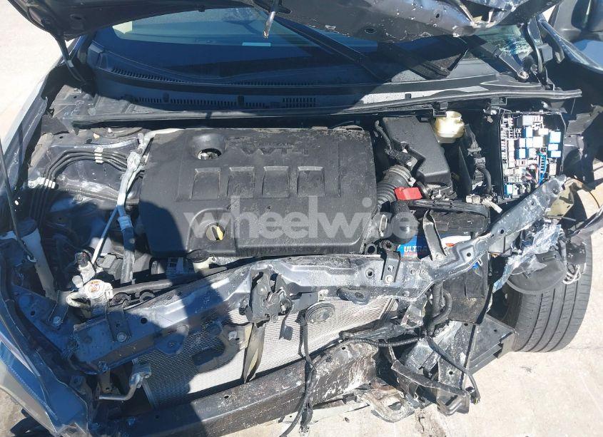 Photo 10 of 2019 Toyota Corolla LE (VIN 5YFBURHE6KP866862)