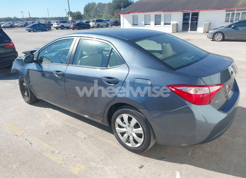 Photo 3 of 2019 Toyota Corolla LE (VIN 5YFBURHE6KP866862)