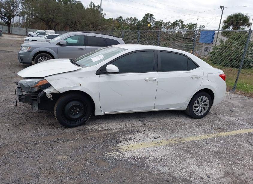 Photo 14 of 2019 Toyota Corolla LE (VIN 5YFBURHE6KP868627)