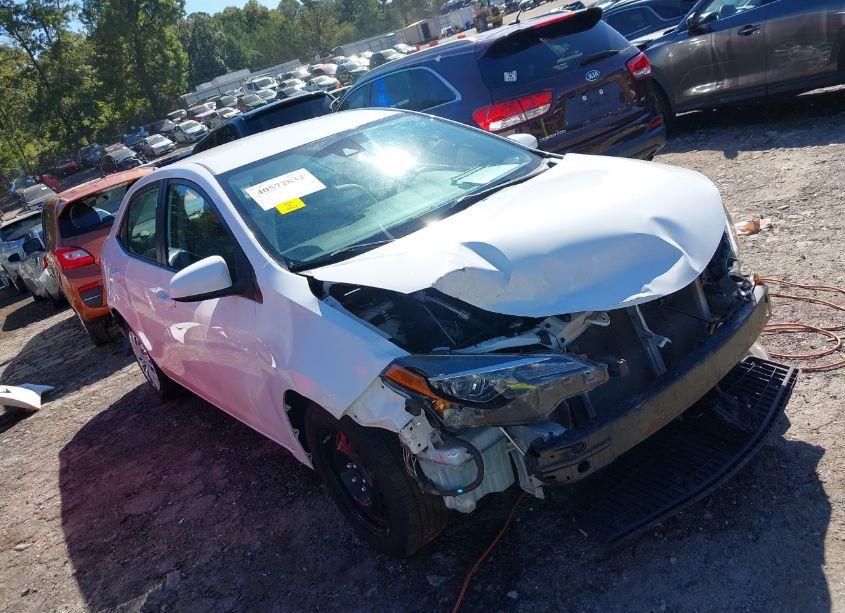 2019 Toyota Corolla LE (VIN 5YFBURHE6KP871690) main photo