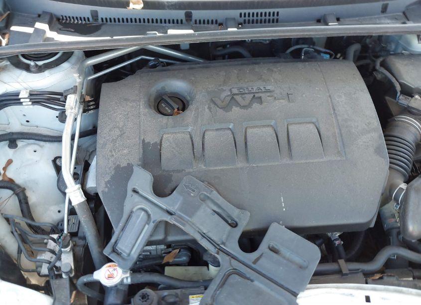 Photo 10 of 2019 Toyota Corolla LE (VIN 5YFBURHE6KP871690)