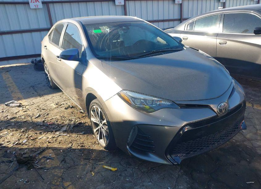 2019 Toyota Corolla SE (VIN 5YFBURHE6KP873133) main photo