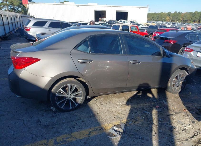 Photo 13 of 2019 Toyota Corolla SE (VIN 5YFBURHE6KP873133)