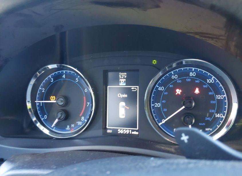 Photo 15 of 2019 Toyota Corolla SE (VIN 5YFBURHE6KP873133)