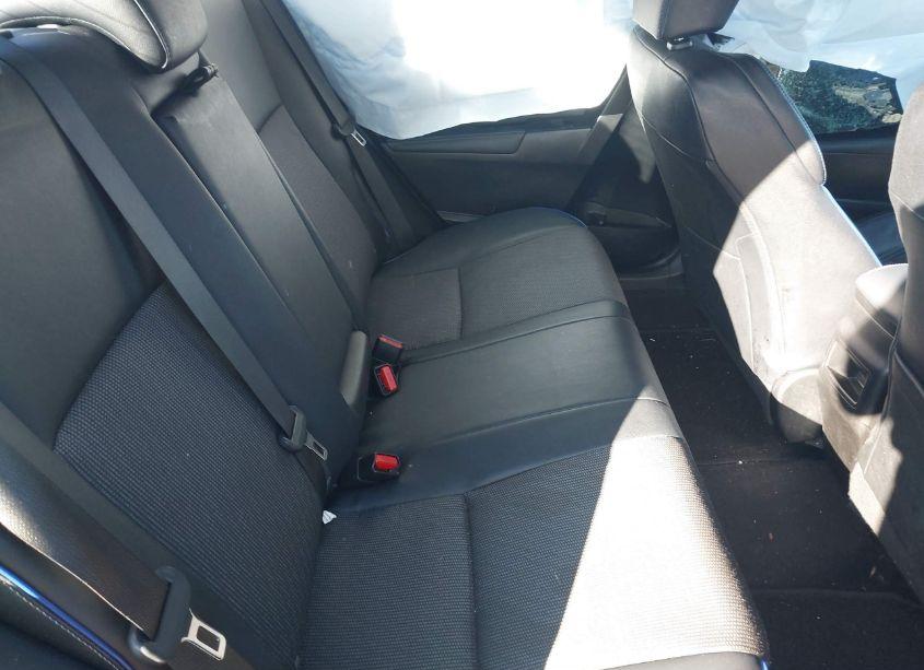 Photo 8 of 2019 Toyota Corolla SE (VIN 5YFBURHE6KP873133)