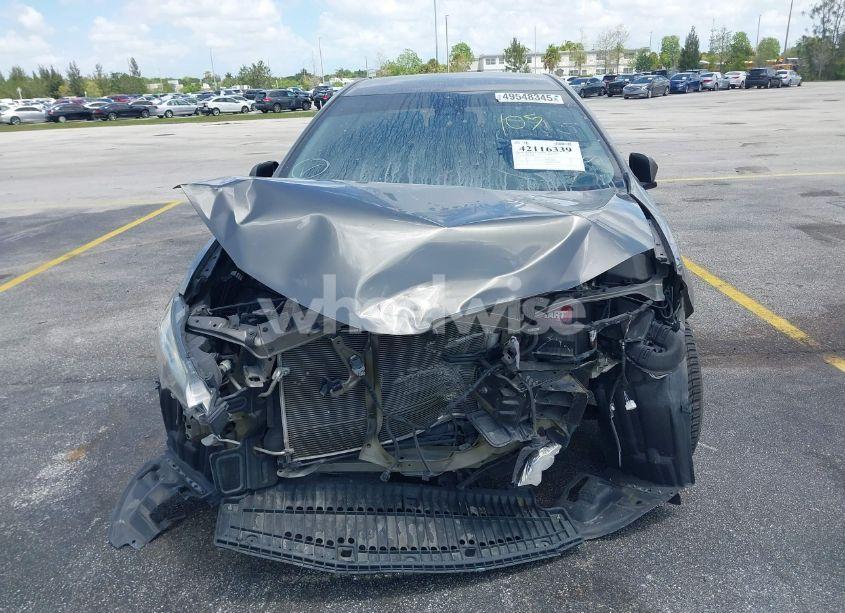 Photo 6 of 2019 Toyota Corolla LE (VIN 5YFBURHE6KP876601)