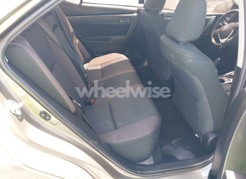 Photo 8 of 2019 Toyota Corolla LE (VIN 5YFBURHE6KP876601)