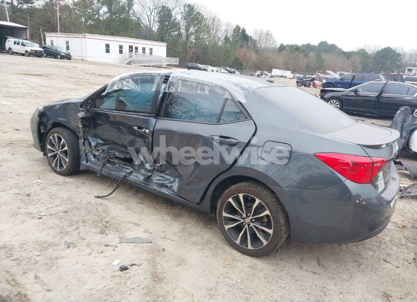 Photo 3 of 2019 Toyota Corolla L/LE/XLE/SE/XSE (VIN 5YFBURHE6KP885766)