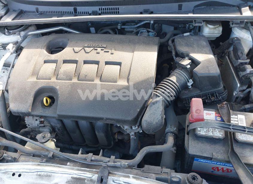 Photo 10 of 2019 Toyota Corolla LE (VIN 5YFBURHE6KP894922)