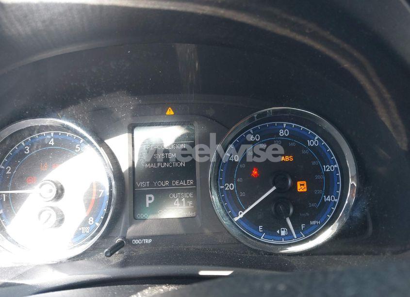 Photo 7 of 2019 Toyota Corolla LE (VIN 5YFBURHE6KP894922)