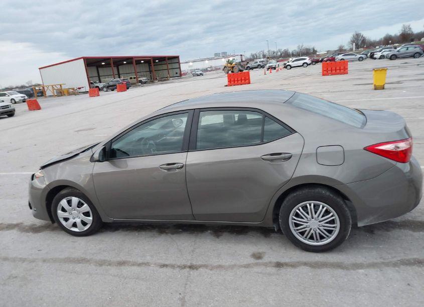 Photo 14 of 2019 Toyota Corolla LE (VIN 5YFBURHE6KP900153)