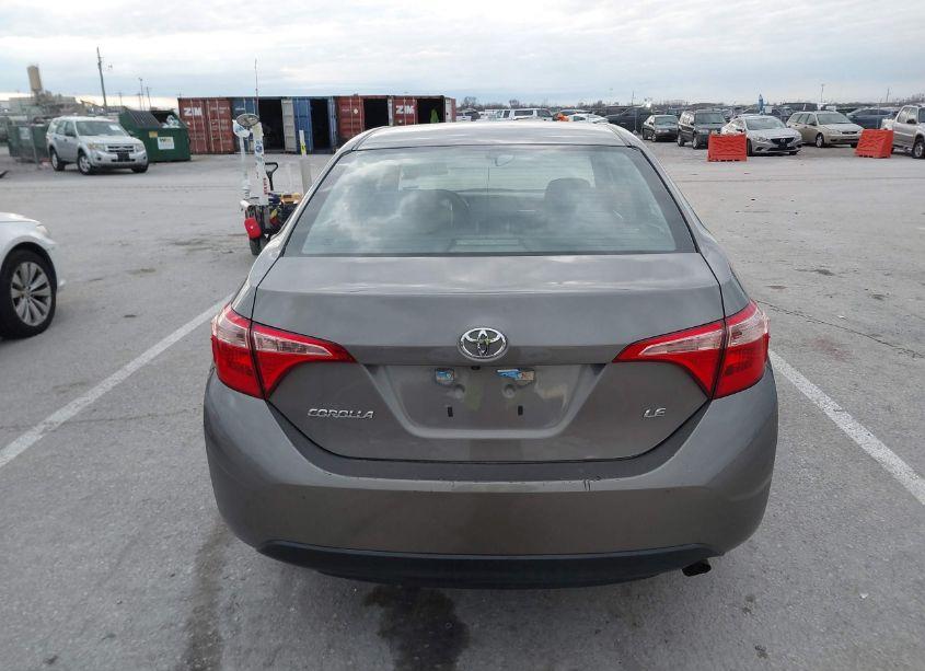 Photo 16 of 2019 Toyota Corolla LE (VIN 5YFBURHE6KP900153)