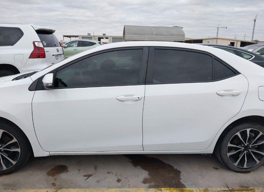 Photo 14 of 2019 Toyota Corolla SE (VIN 5YFBURHE6KP900881)