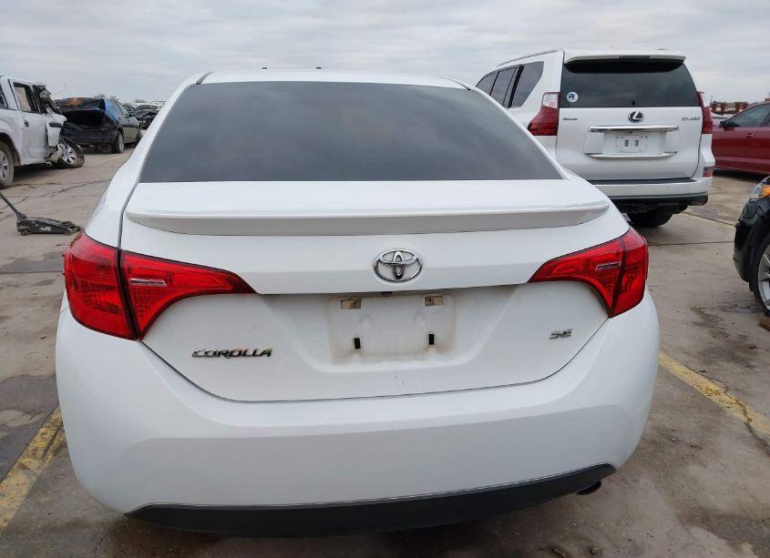 Photo 16 of 2019 Toyota Corolla SE (VIN 5YFBURHE6KP900881)