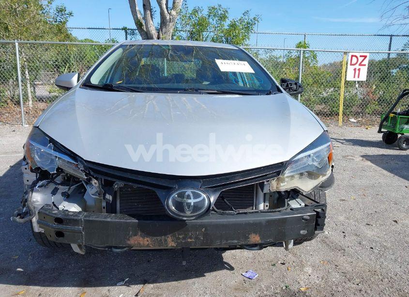 Photo 13 of 2019 Toyota Corolla L/LE/SE/XLE/XSE (VIN 5YFBURHE6KP910052)