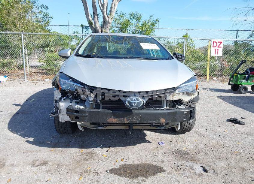 Photo 6 of 2019 Toyota Corolla L/LE/SE/XLE/XSE (VIN 5YFBURHE6KP910052)