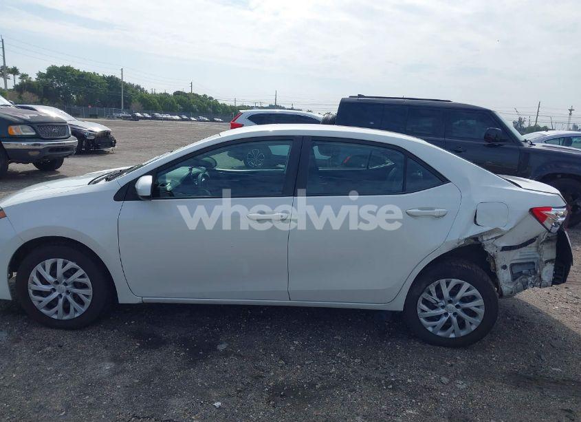 Photo 14 of 2019 Toyota Corolla LE (VIN 5YFBURHE6KP925361)
