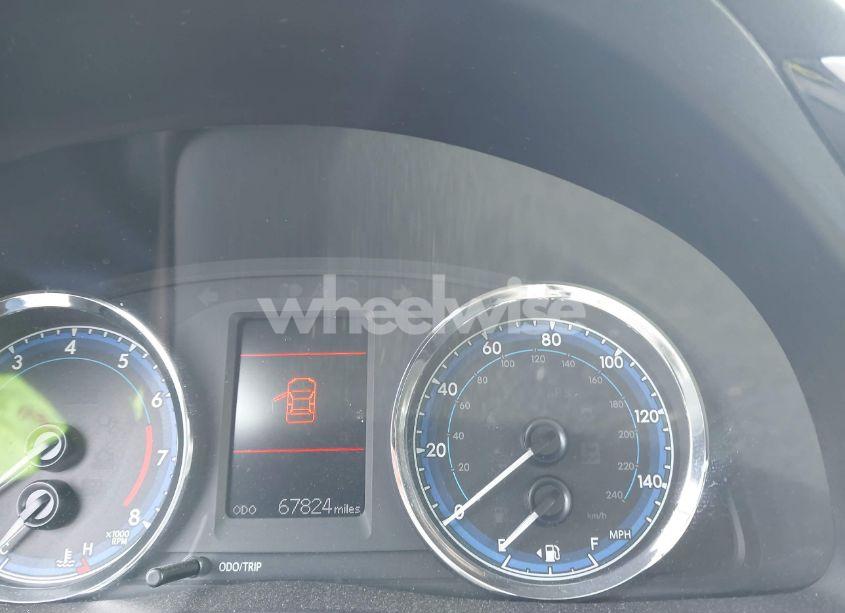 Photo 7 of 2019 Toyota Corolla LE (VIN 5YFBURHE6KP925361)