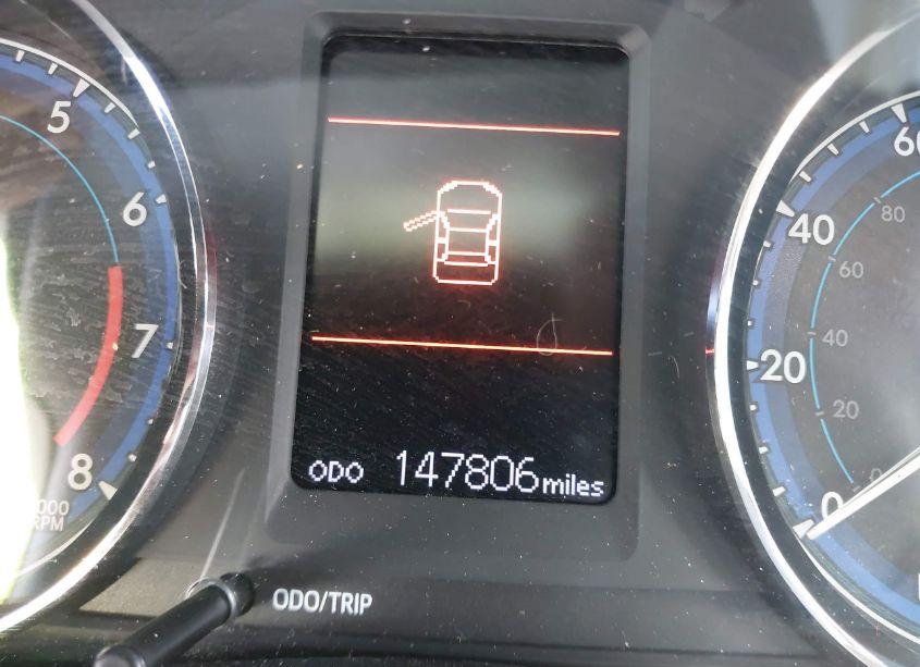 Photo 15 of 2019 Toyota Corolla LE (VIN 5YFBURHE6KP926090)