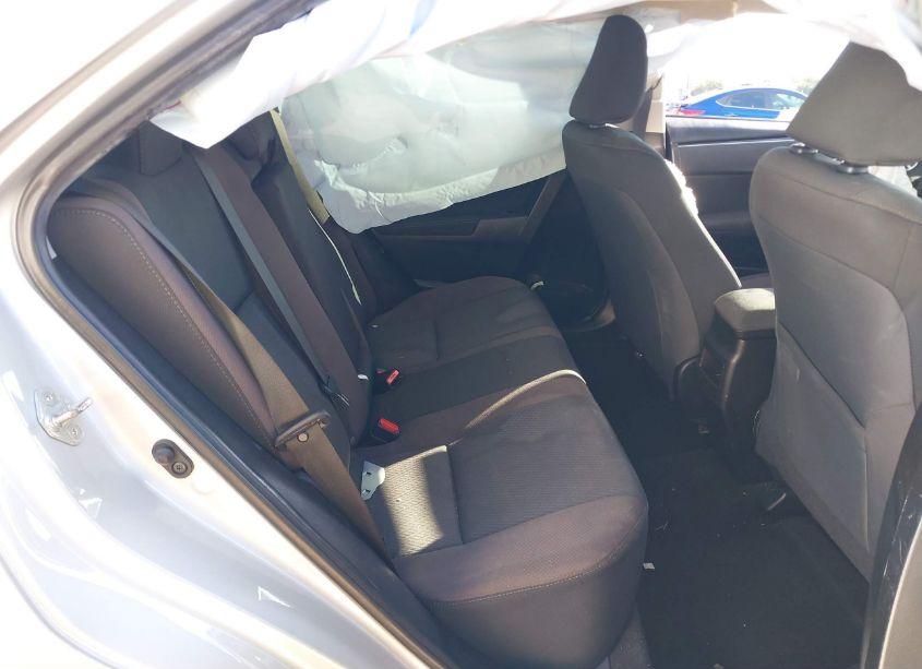 Photo 8 of 2019 Toyota Corolla LE (VIN 5YFBURHE6KP926090)