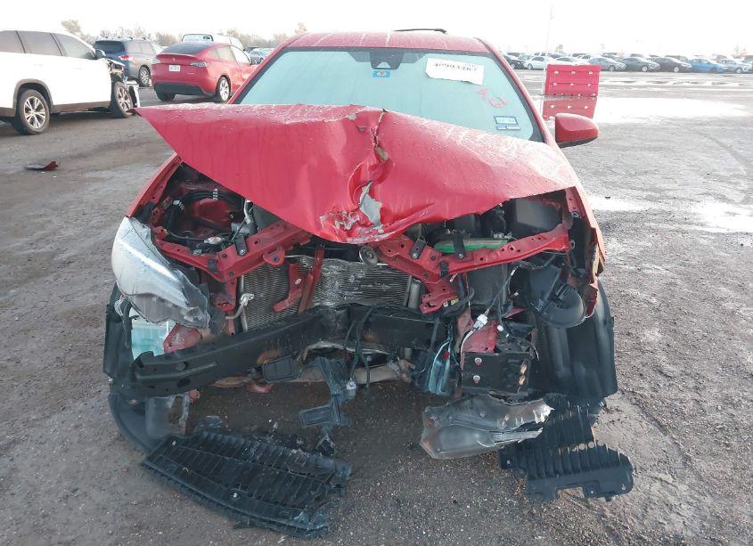 Photo 6 of 2019 Toyota Corolla LE (VIN 5YFBURHE6KP930415)