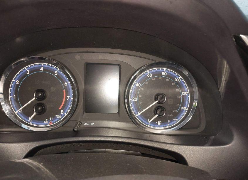 Photo 7 of 2019 Toyota Corolla LE (VIN 5YFBURHE6KP930415)