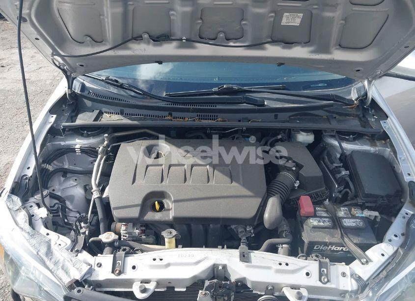 Photo 10 of 2019 Toyota Corolla LE (VIN 5YFBURHE6KP935436)