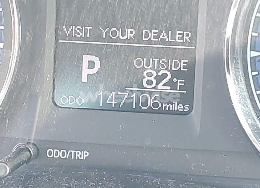 Photo 15 of 2019 Toyota Corolla LE (VIN 5YFBURHE6KP935436)