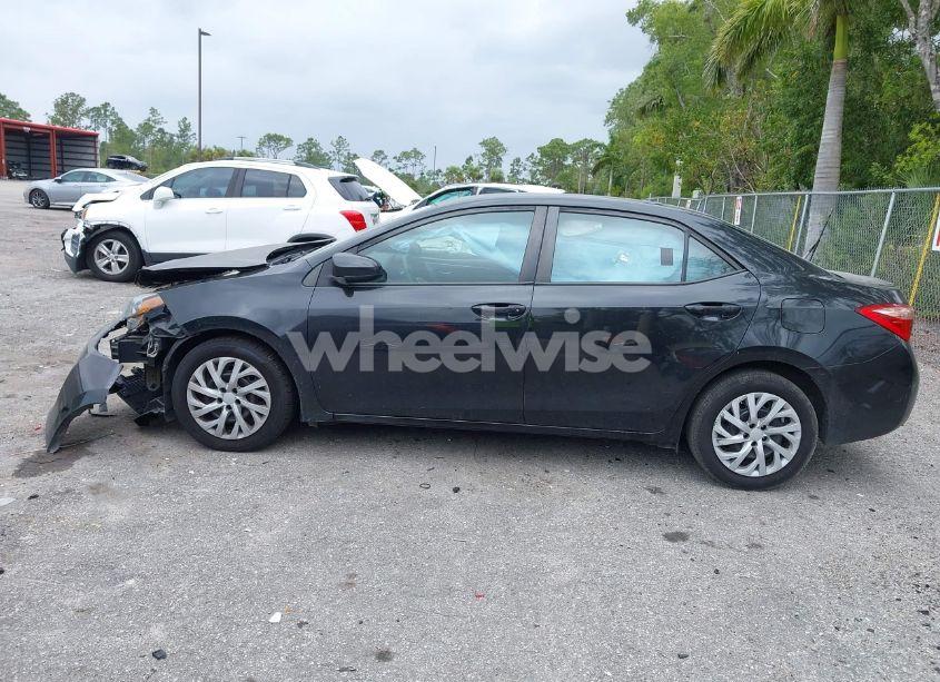 Photo 15 of 2019 Toyota Corolla LE (VIN 5YFBURHE6KP936019)