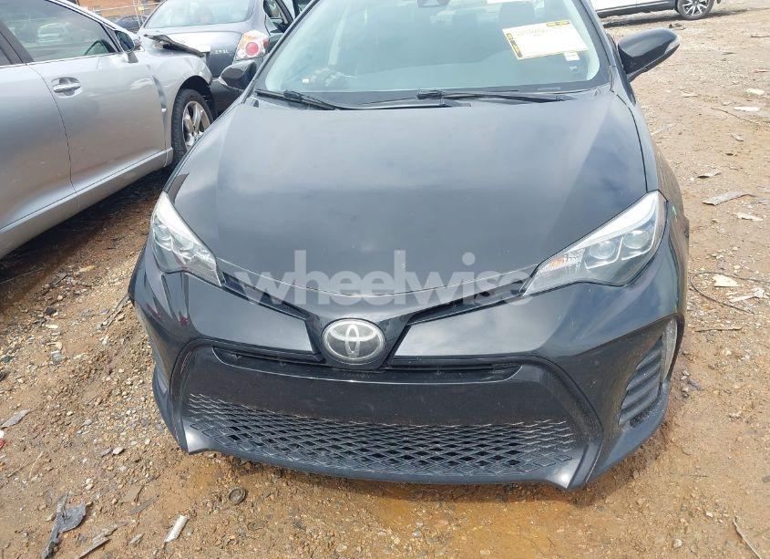 Photo 11 of 2019 Toyota Corolla SE (VIN 5YFBURHE6KP940278)