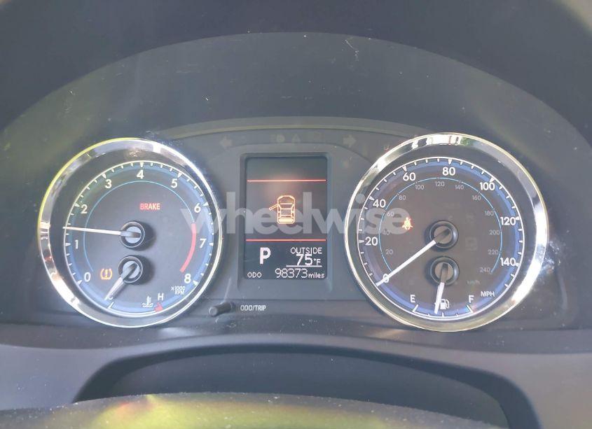 Photo 7 of 2019 Toyota Corolla LE (VIN 5YFBURHE6KP941141)